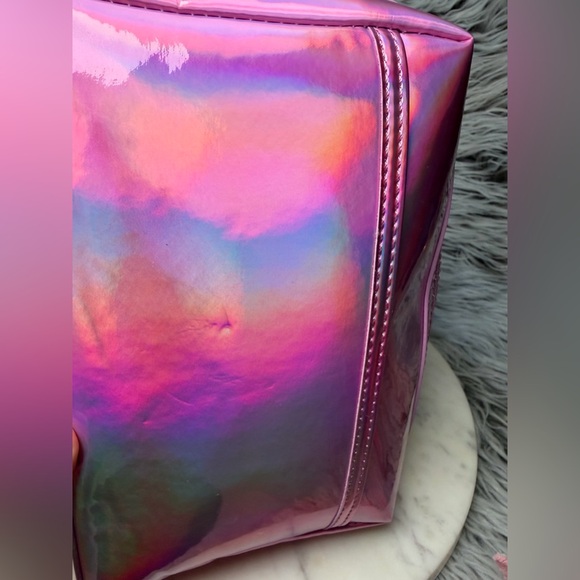 NWT Jeffree Star WINTER 2024 PINK Holographic Bag - Picture 11 of 12